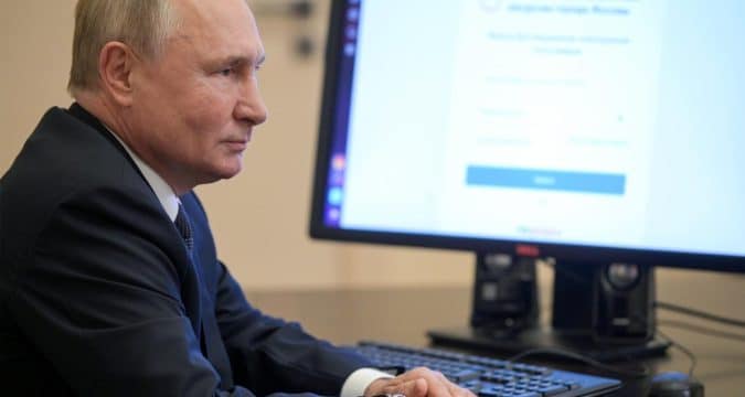 Russia blocks Catholic and other religious websites amid war in Ukraine