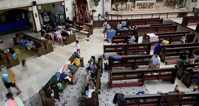 Appeals for aid as flooding displaces thousands in the Philippines Appeals for aid as flooding displaces thousands in the Philippines