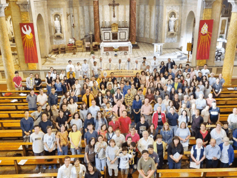 Cardinal Stephen visits Chinese Catholic community in the UK 