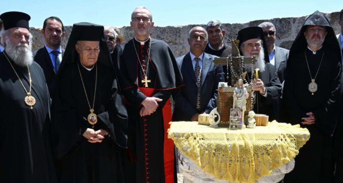 Patriarchs show solidarity with Christian communities attacked in the West Bank Patriarchs show solidarity with Christian communities attacked in the West Bank