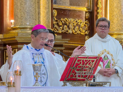Bishop urges Philippine politicians to lead with integrity 