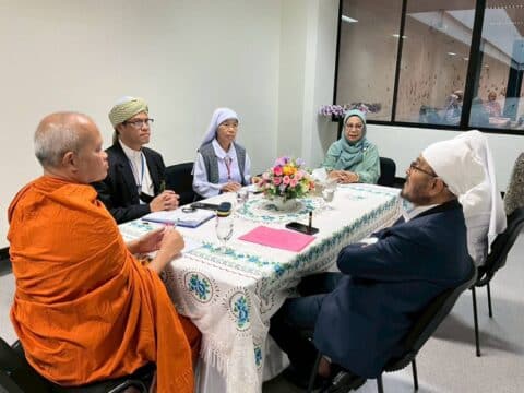 Dialogue ‘a necessary tool for peace’ say Asian faith leaders