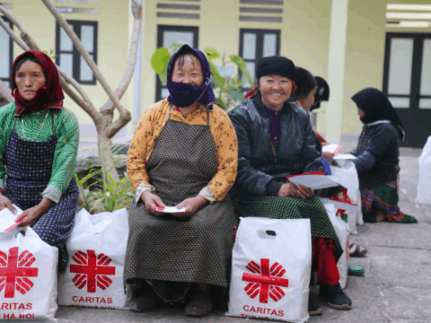 Caritas Hanoi extends aid to storm-hit communities in northern Vietnam