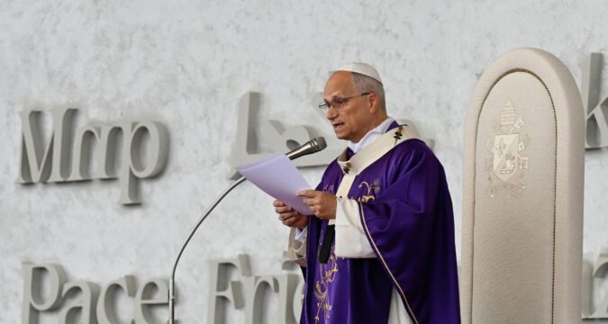 Pope Leo XIV, prays for the victims of the Wang Fuk Court fires during Mass in Beirut’s waterfront district.