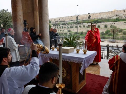 Israeli authorities halt Palm Sunday Mass at Jerusalem’s holiest site