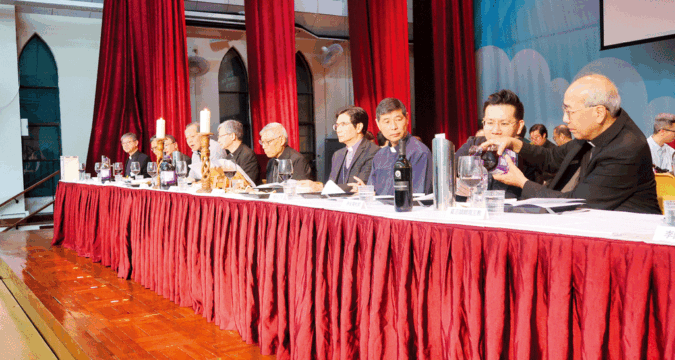 Shared Seder deepens ecumenical bonds between Catholics and Anglicans Shared Seder deepens ecumenical bonds between Catholics and Anglicans