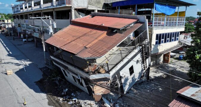 Philippine bishops call for nationwide prayers, aid drive for earthquake victims