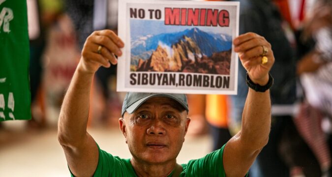 Philippine bishops press government to revoke Sibuyan mining pact