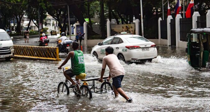 Amid deadly monsoon floods Catholic educators question Philippine flood-control spending