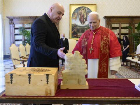 Pope Leo XIV meets Lebanese president amid worries over border deal