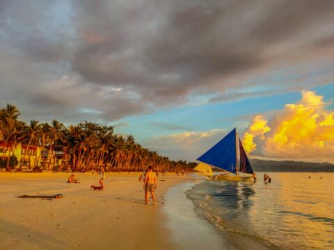 Church opposes new casino in Boracay Church opposes new casino in Boracay
