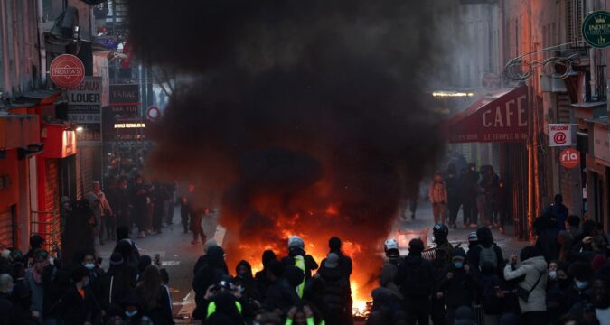 French bishops condemn ‘unacceptable violence’ as riots sweep nation