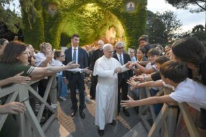 Hundreds of children join Pope Leo XIV in praying the rosary for peace in Vatican Gardens